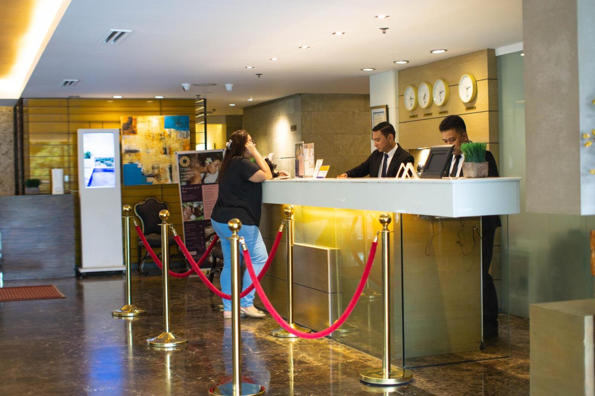 One Tagaytay Place Hotel Suites Official Account Tagaytay City Ngoại thất bức ảnh